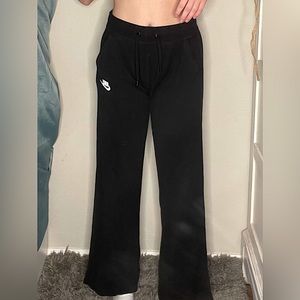 Women's Nike Sportswear Club Fleece Straight-Leg Pants